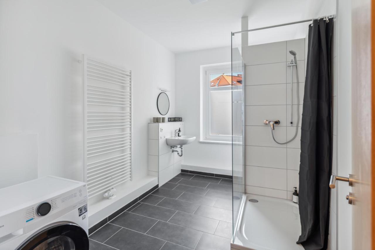 Salihomes/Max Apartment/5Pax/Modern Eingerichtet/Voll Ausgestattet Kueche Markranstädt Eksteriør billede
